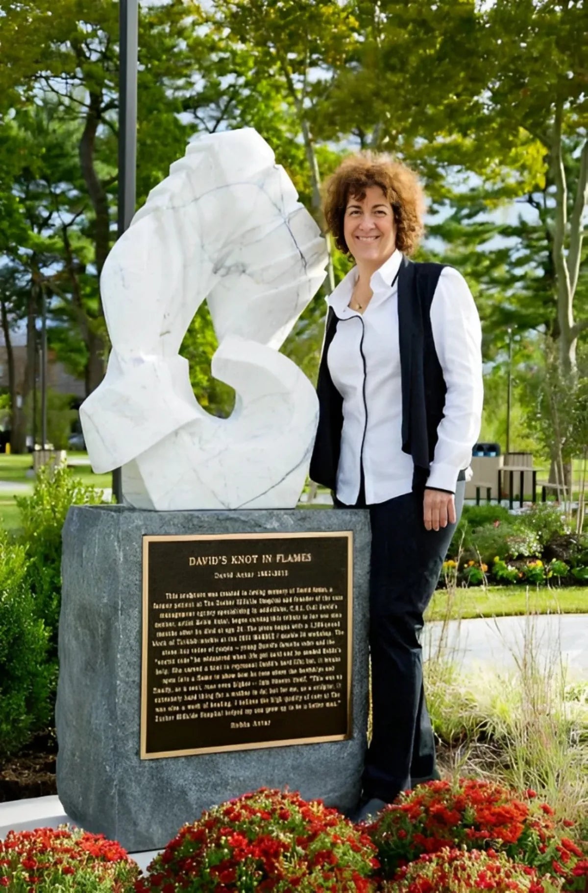 <strong class="und"> Medium </strong> ~ Robin Antar of Realism in Stone: 5 Things I Wish Someone Told Me When I First Became An Artist