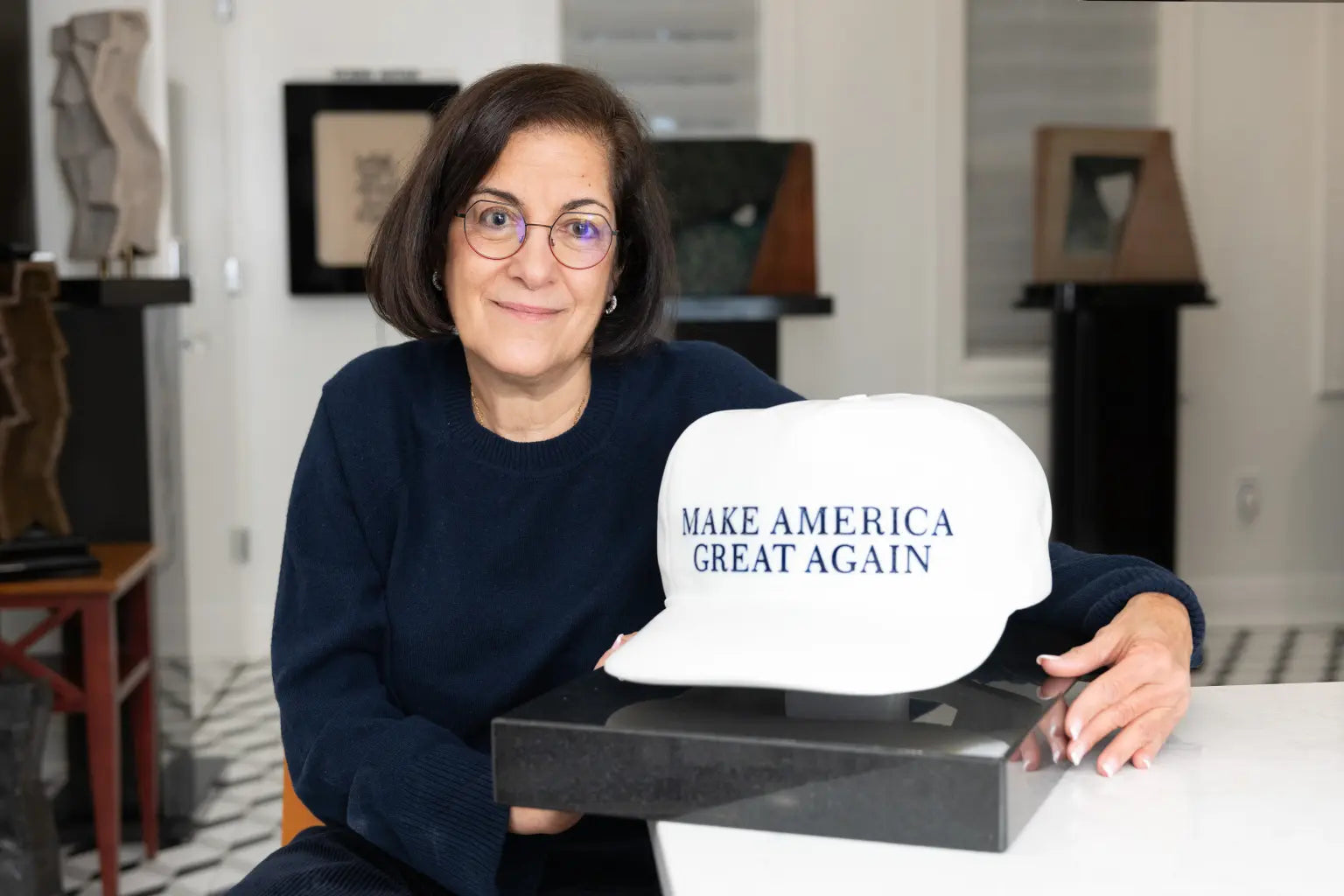 <strong class="und"> N.Y Post  </strong> ~  Artist receives hate and boycott calls over huge $48K MAGA hat sculpture